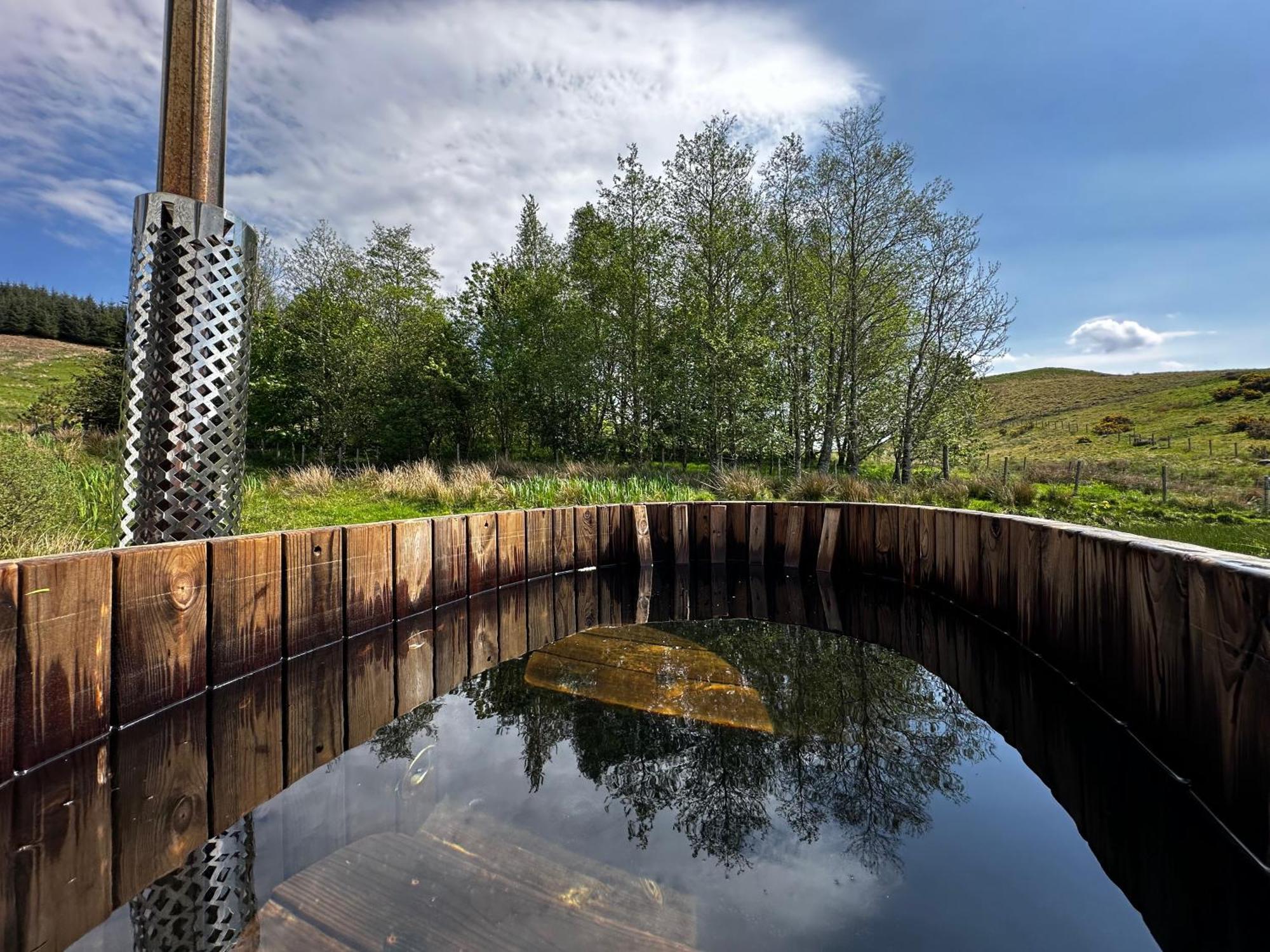 Farm With Wood-fired Hot Tub Taynuilt